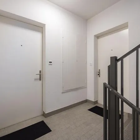 Grand Terrace Elite 4,5br Ba52 Цюрих