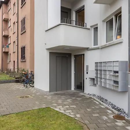 Grand Terrace Elite 4,5br Ba52 *