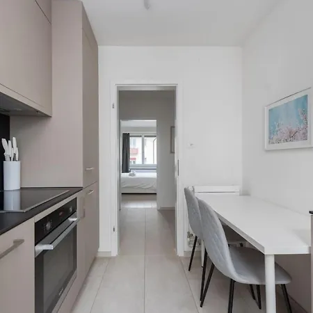 Grand Terrace Elite 4,5br Ba52 *