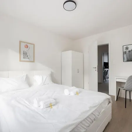 Grand Terrace Elite 4,5br Ba52 Цюрих