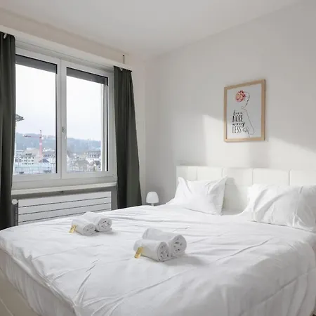 Appartement Grand Terrace Elite 4,5br Ba52 *